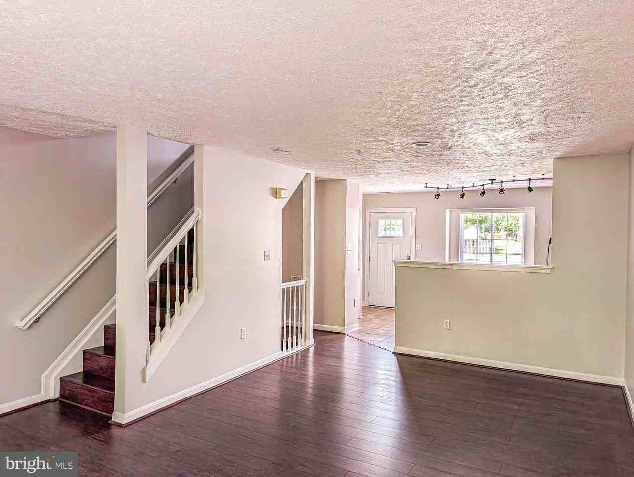 45503 Knockeyon Ln - Photo 7 of 27
