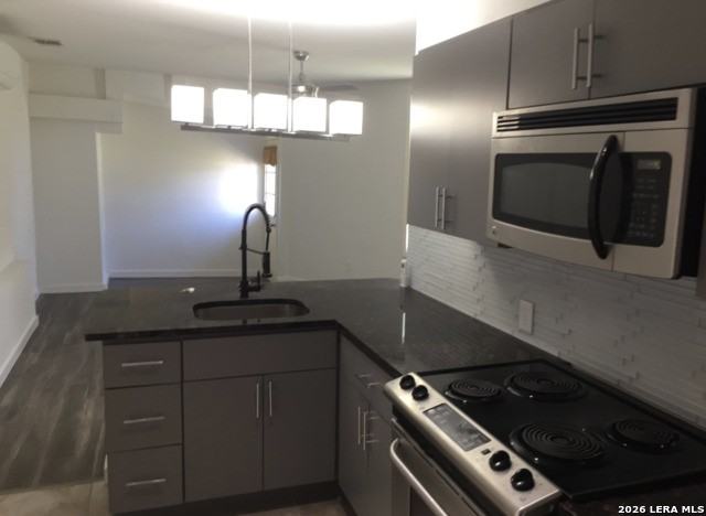 100 Dinn Dr - Photo 5 of 13