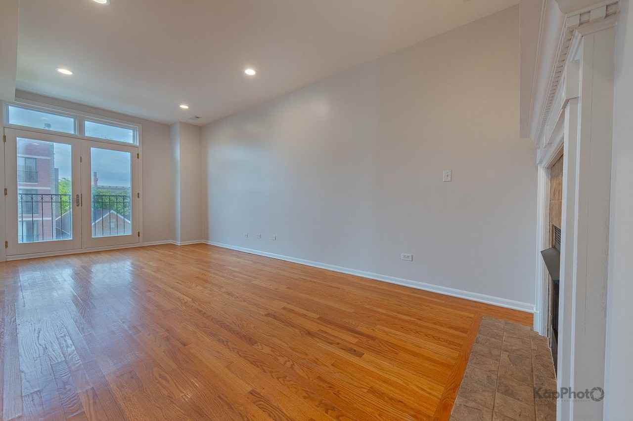 2226 W Monroe St - Photo 3 of 28