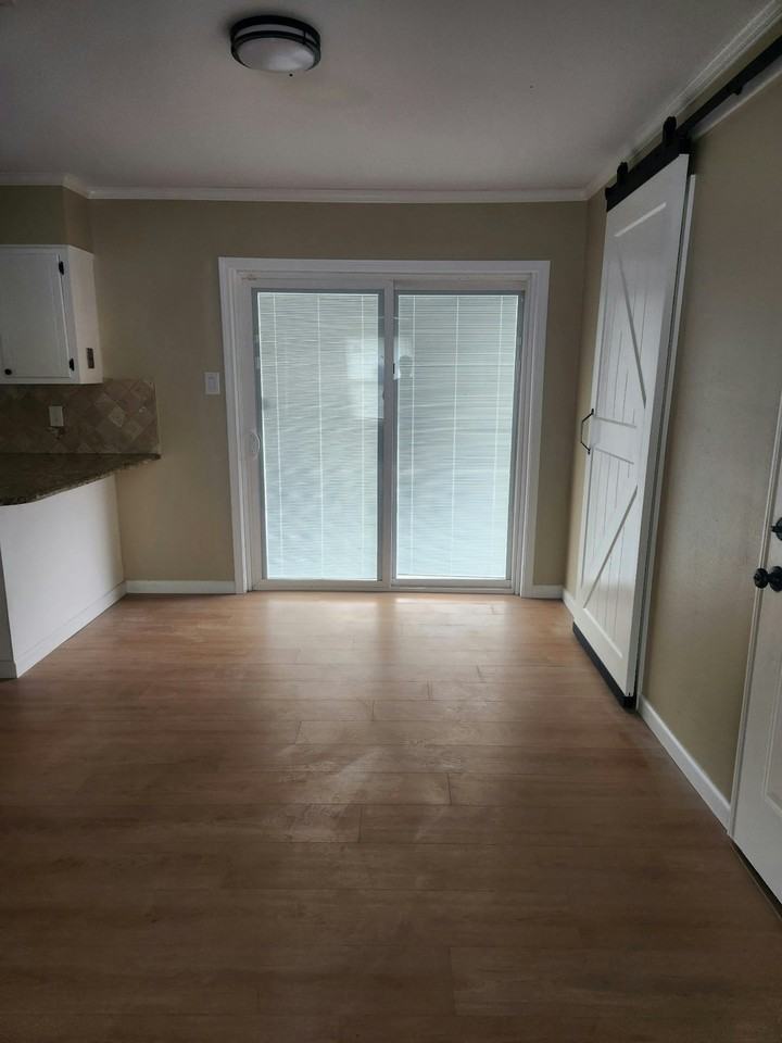 211 Ellen Dr - Photo 6 of 14