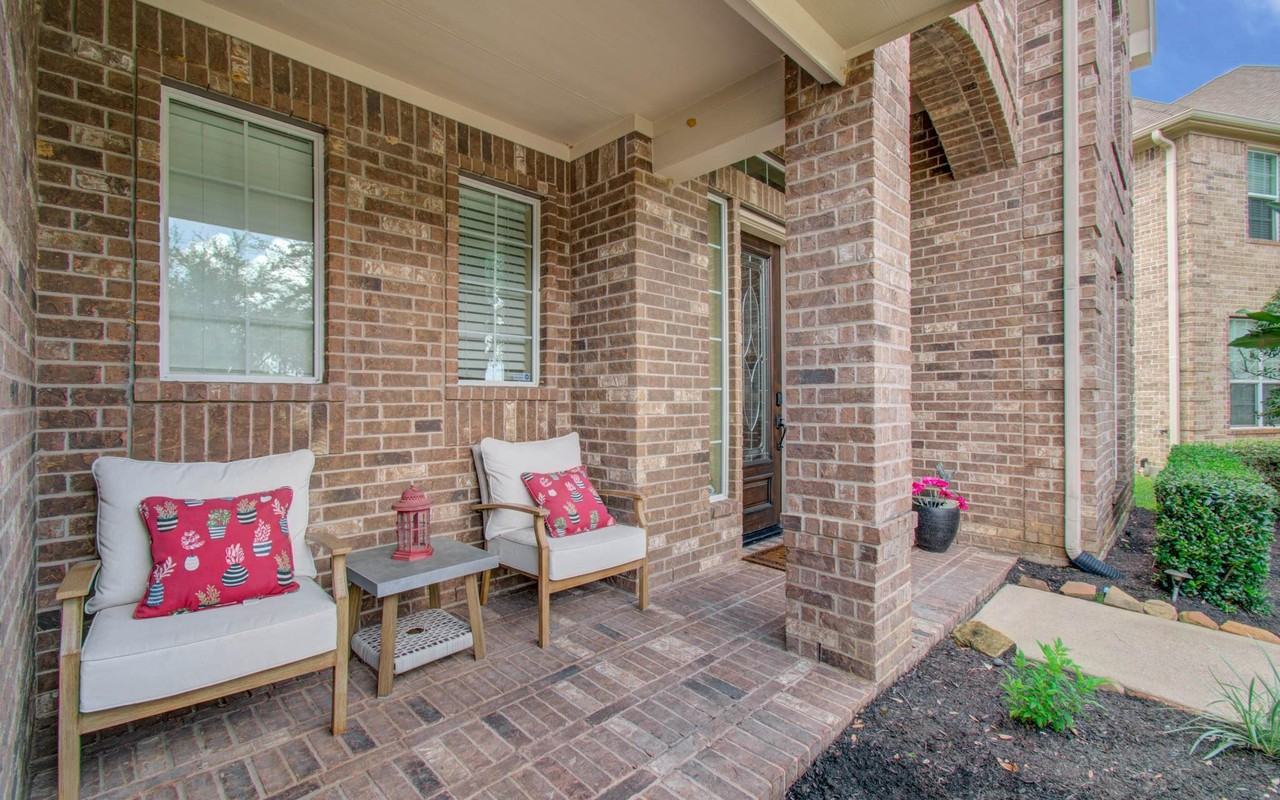 21331 Parham Cir - Photo 6 of 48