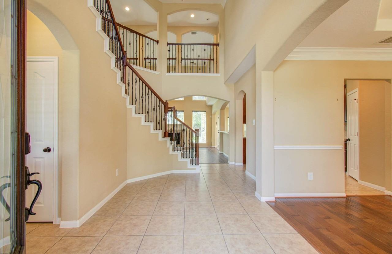 21331 Parham Cir - Photo 7 of 48
