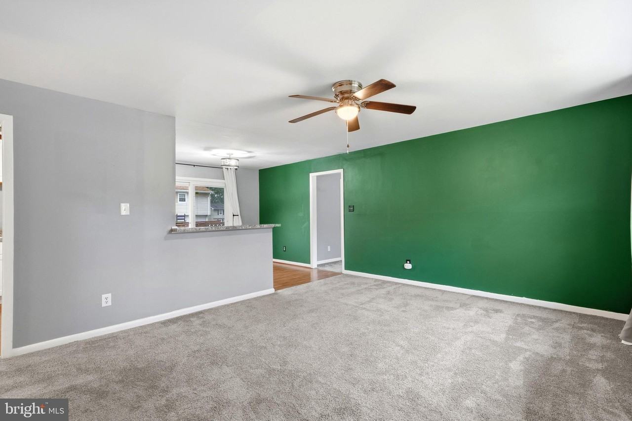 6743 Amherst Rd - Photo 5 of 45