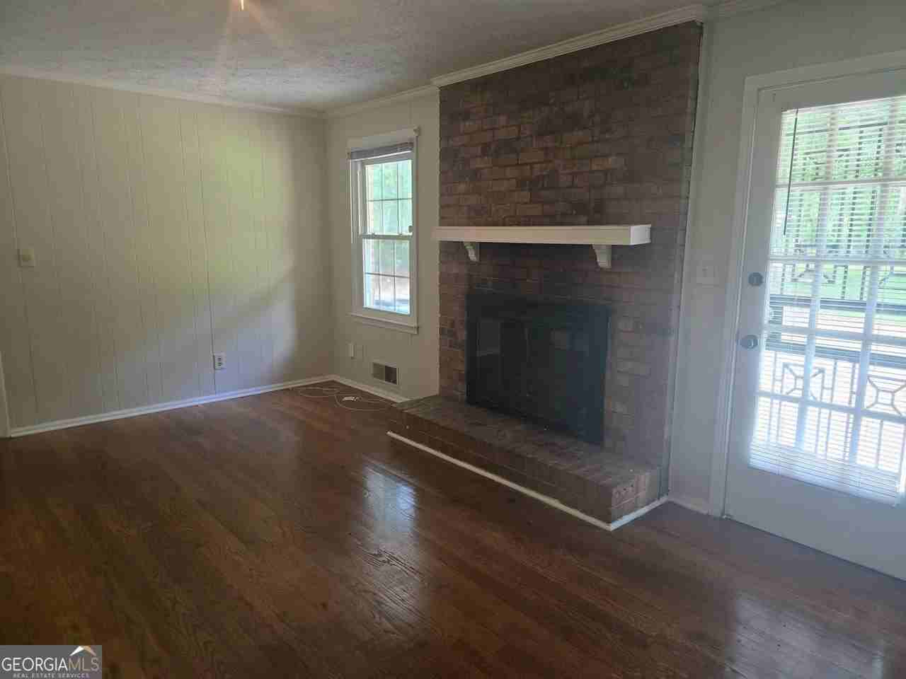 5734 Lanny Ln - Photo 4 of 30