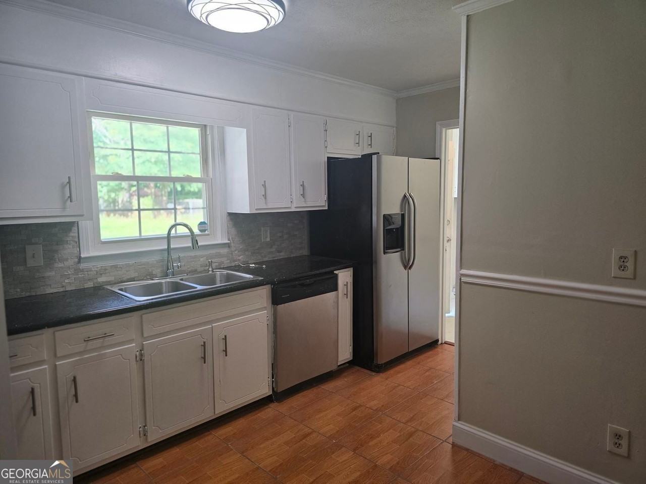 5734 Lanny Ln - Photo 5 of 30