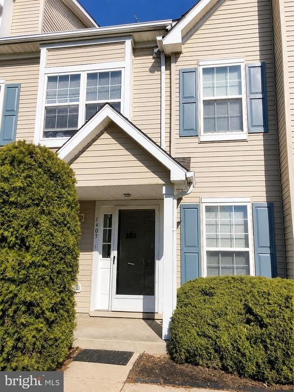1407 Wharton Rd - Photo 2 of 10