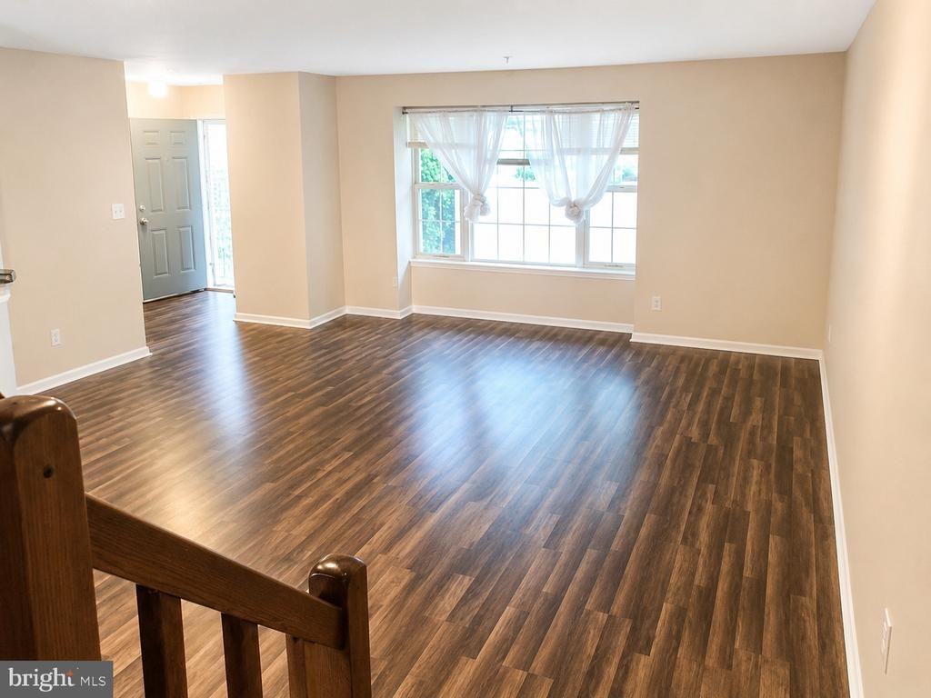 1407 Wharton Rd - Photo 5 of 10
