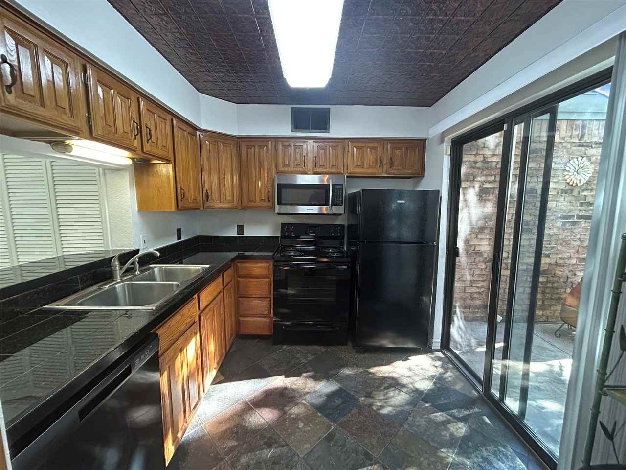 6509 Hickock Dr - Photo 4 of 24
