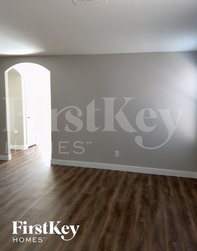 2549 Rosy Sunrise St - Photo 2 of 12