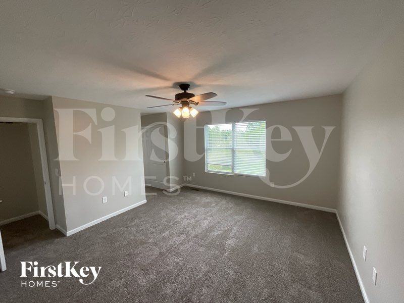 1624 Rosemore Ln - Photo 6 of 10