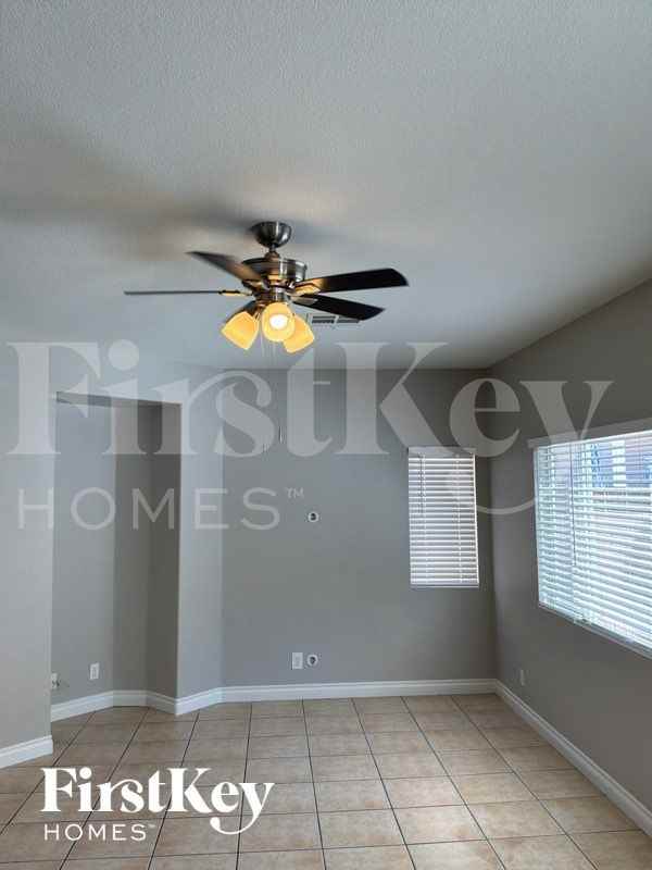 971 Whispering Grove Ave - Photo 2 of 13