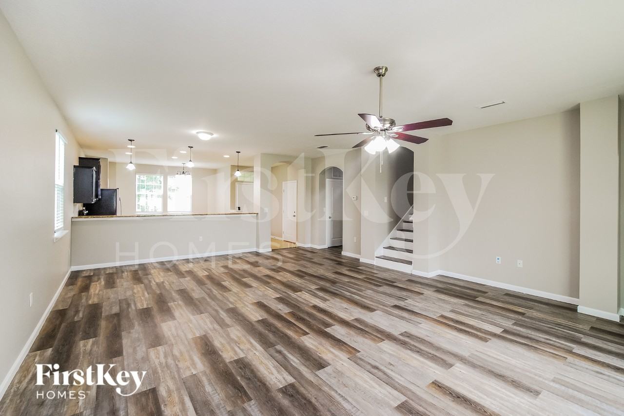 3310 Hidden Meadows Ct - Photo 3 of 19