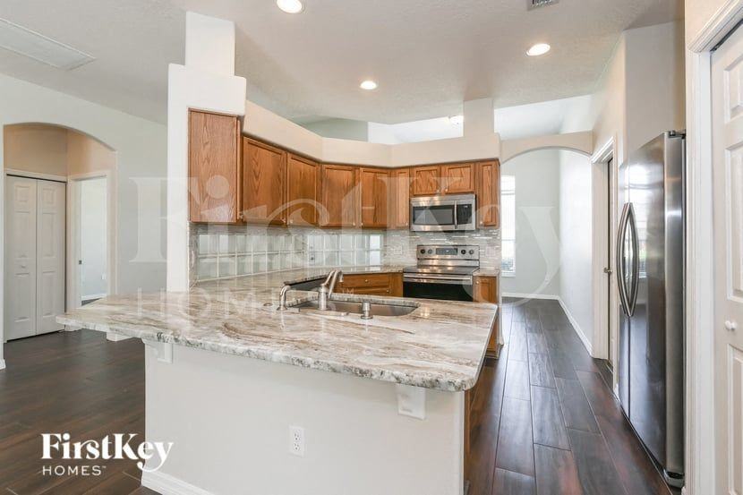 1722 Brassie Ct - Photo 6 of 15