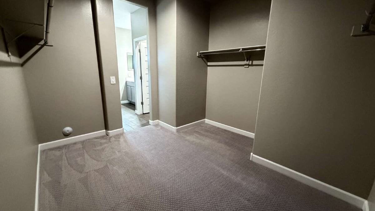 24240 W Verlea Dr - Photo 2 of 21