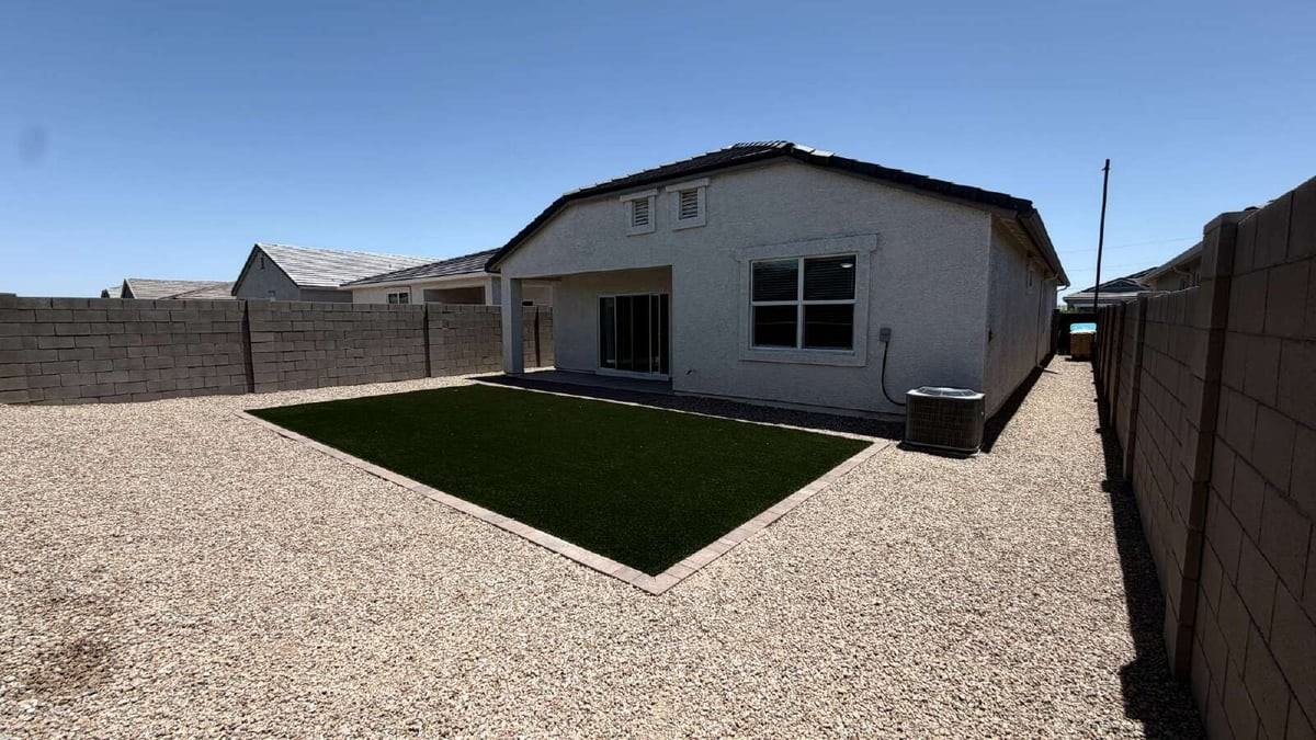 24240 W Verlea Dr - Photo 5 of 21