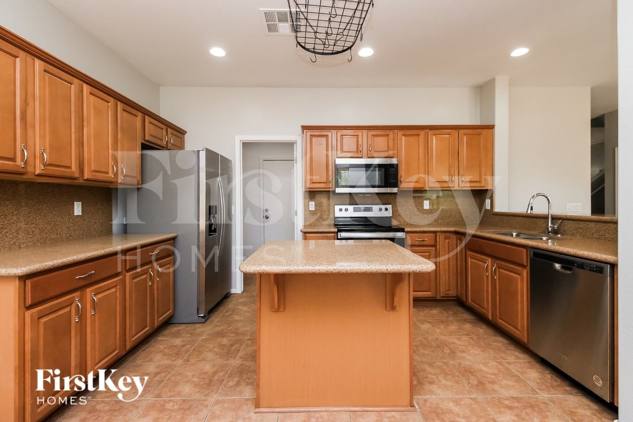 29010 N Cactus Cir - Photo 6 of 18
