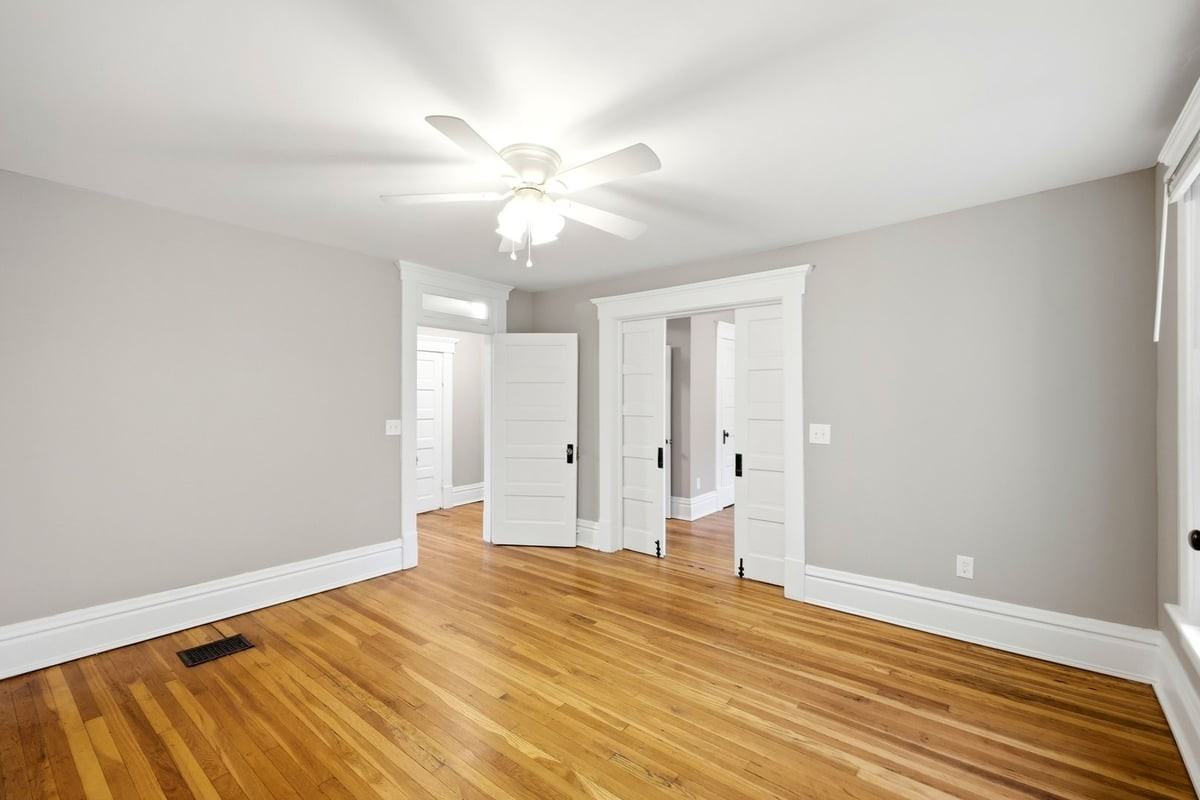 342 Taylor Ave - Photo 3 of 26