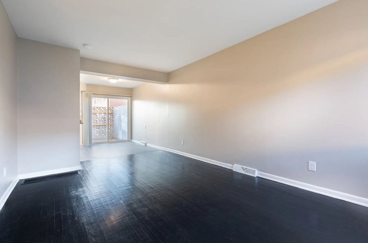 908 N Meadows Ct #L - Photo 6 of 15