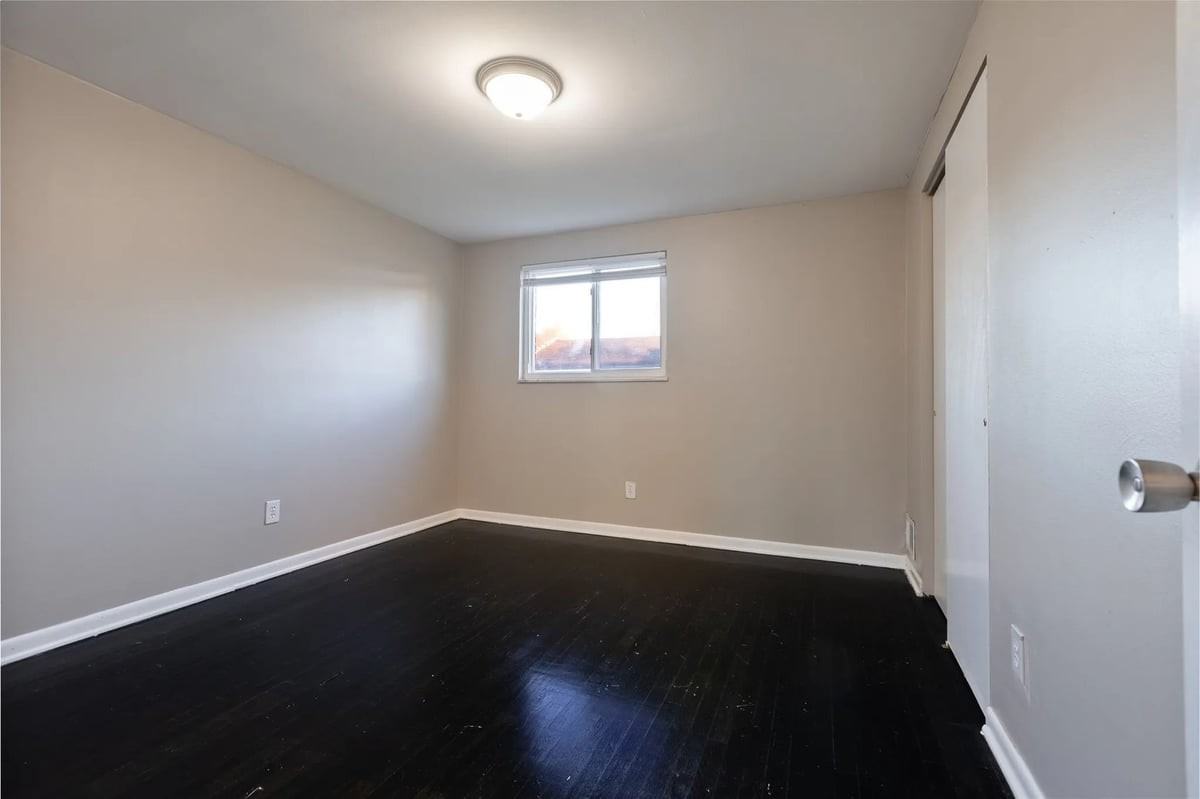 908 N Meadows Ct #L - Photo 7 of 15