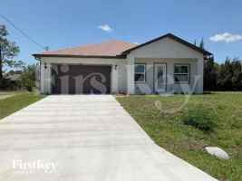 featured image of 3910 Ne 19th Pl
