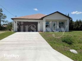 3910 Ne 19th Pl - Photo 1 of 1