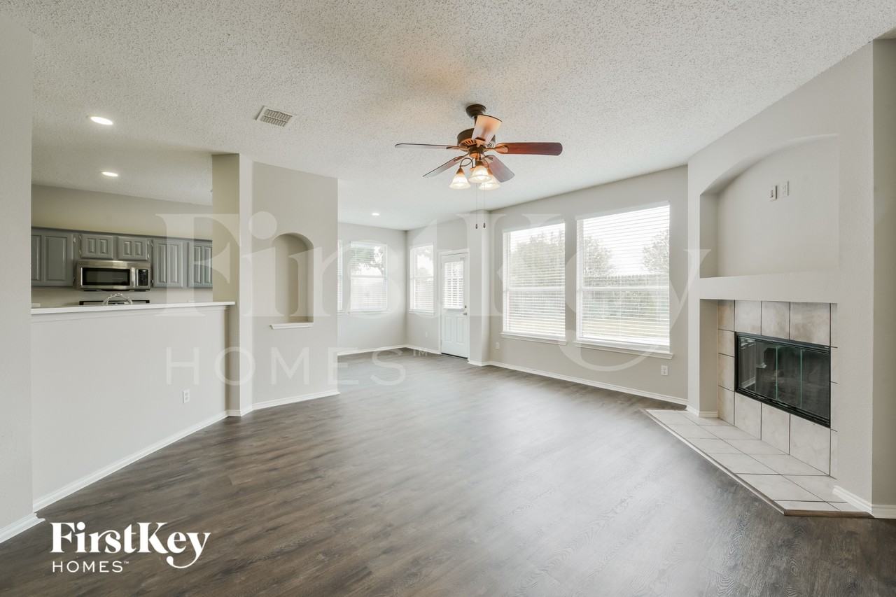 1325 River Ridge Rd - Photo 3 of 16