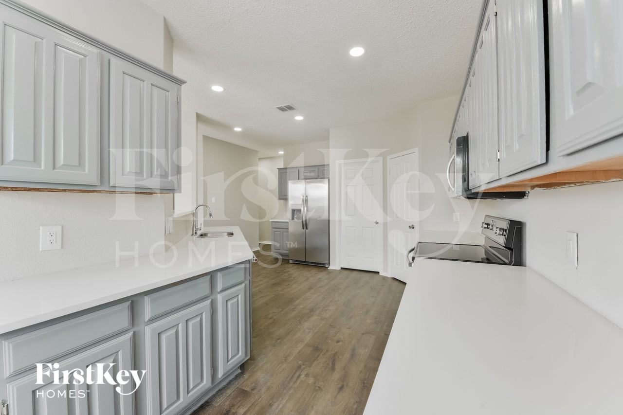 1325 River Ridge Rd - Photo 6 of 16