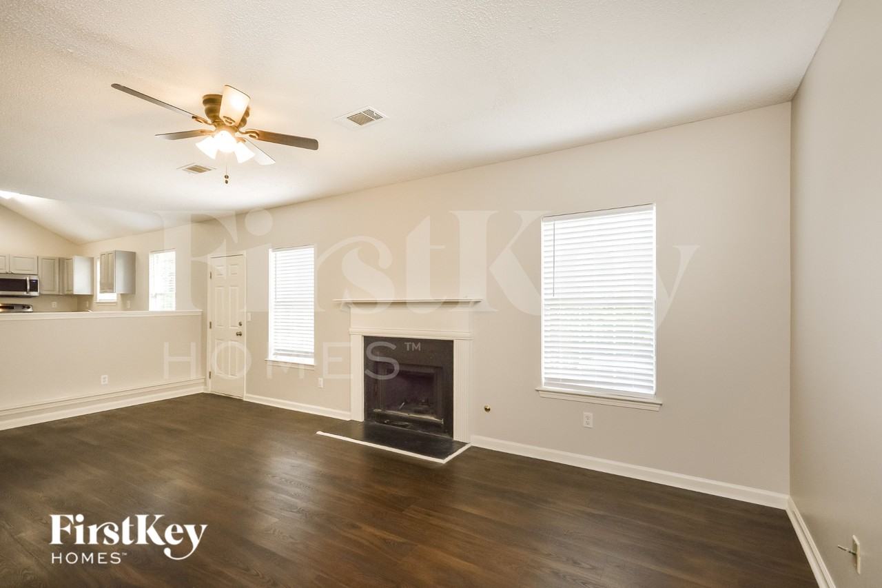 200 Windscape Dr - Photo 2 of 18