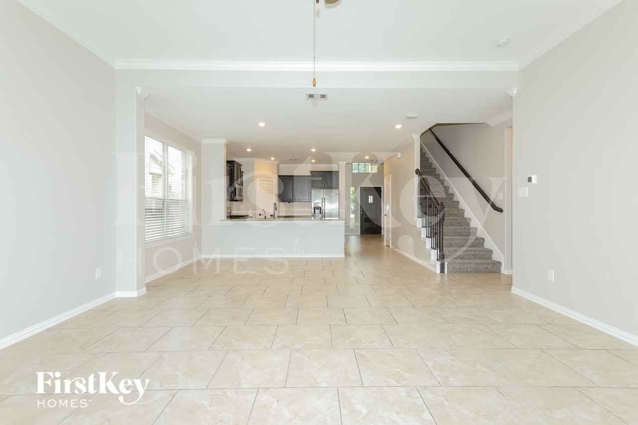 119 Del Carmen Dr - Photo 5 of 19