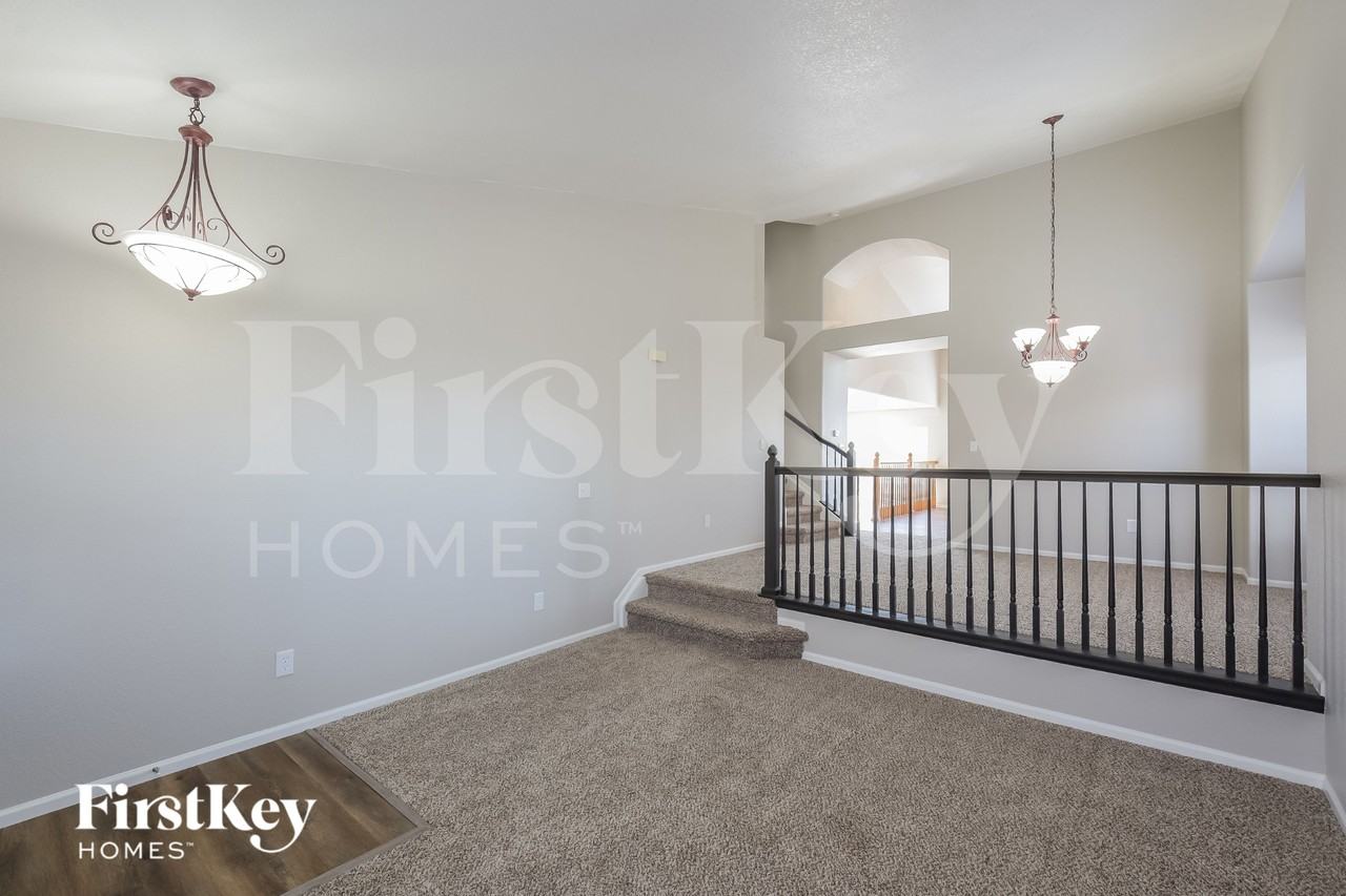 15882 E 107th Ave - Photo 3 of 15