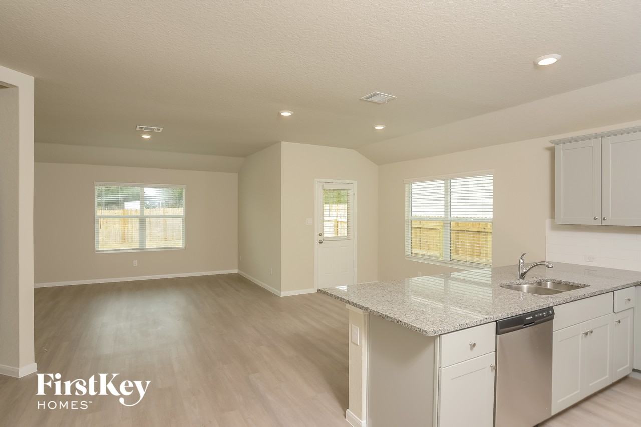 31753 Untrodden Way - Photo 4 of 15