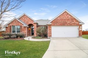 featured image of 424 Stampede Ct