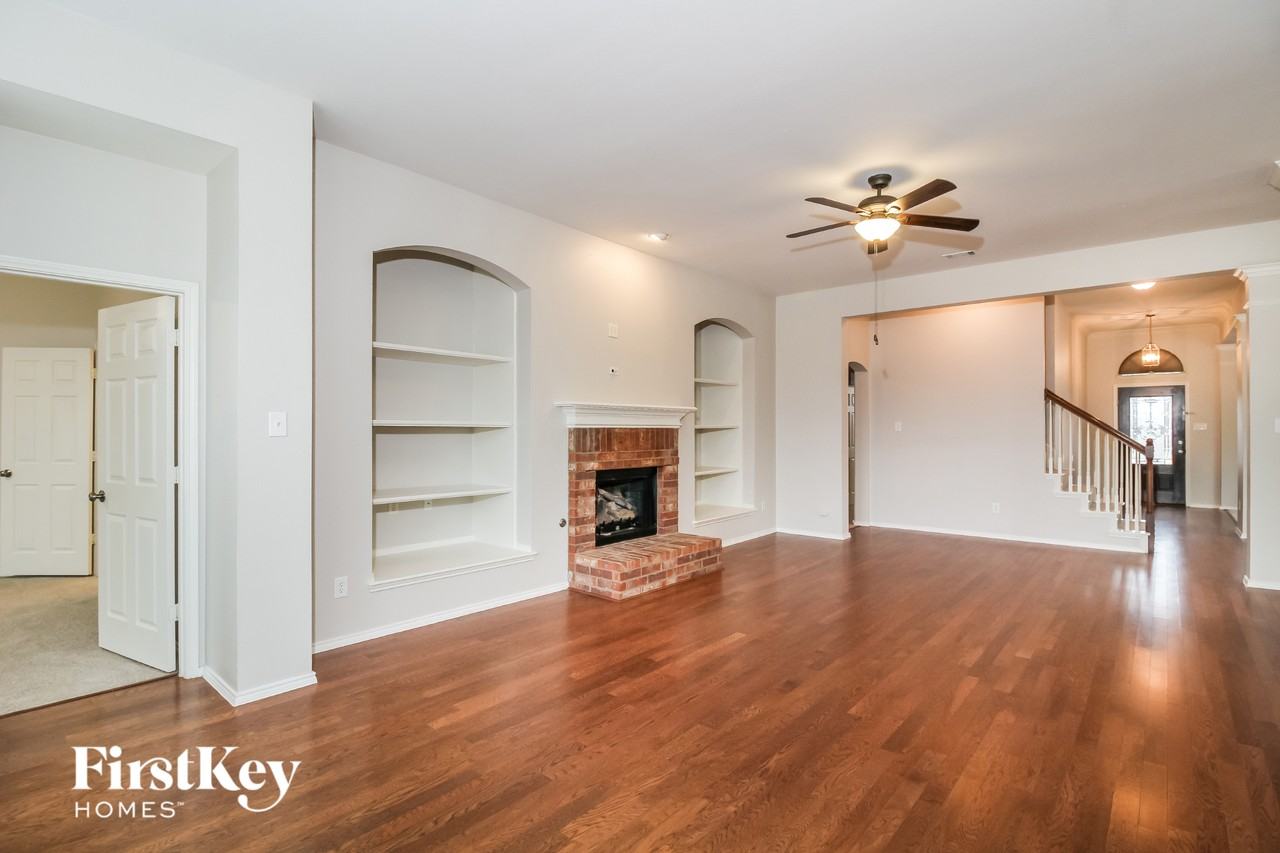 424 Stampede Ct - Photo 4 of 15