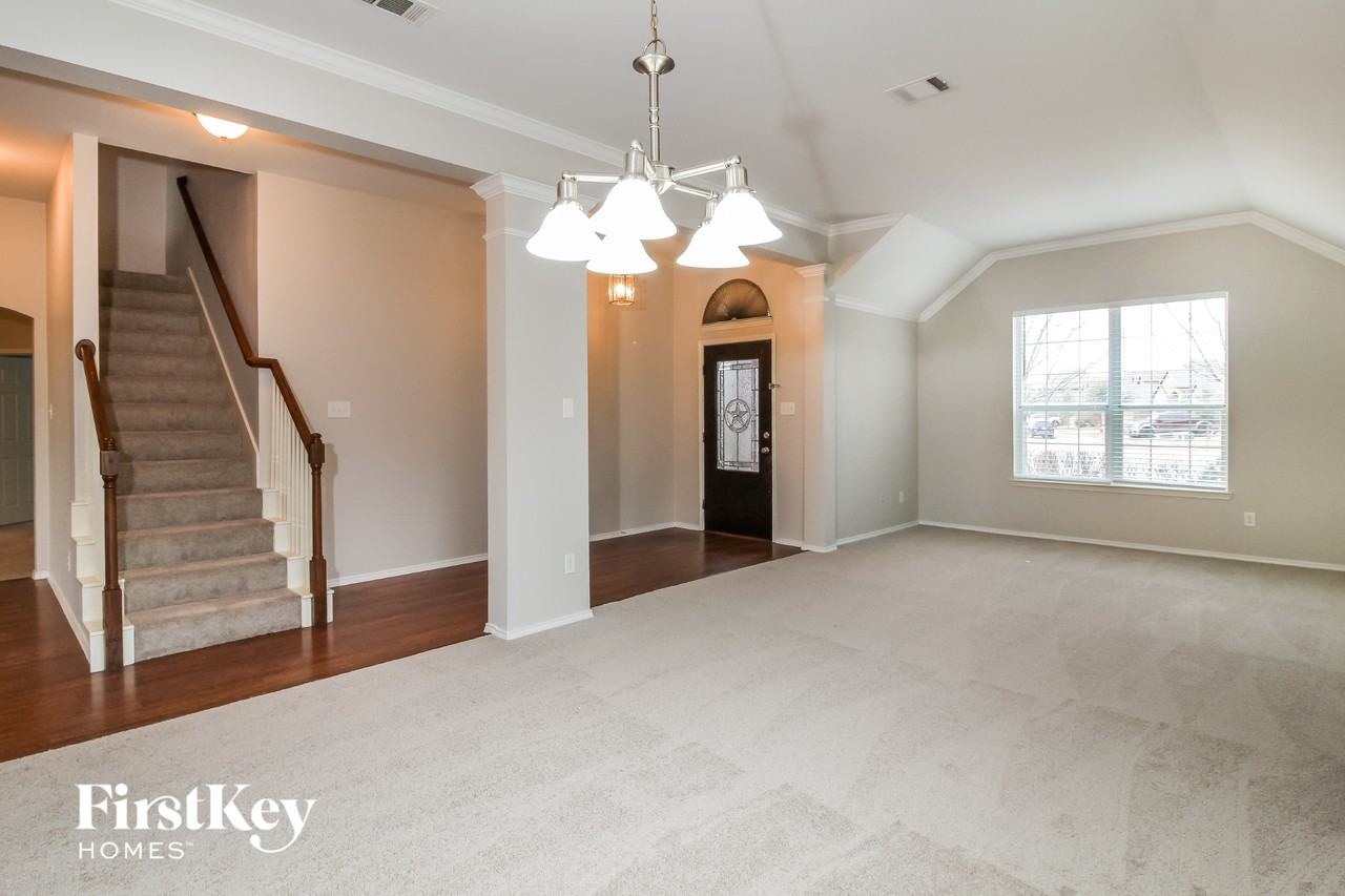 424 Stampede Ct - Photo 6 of 15