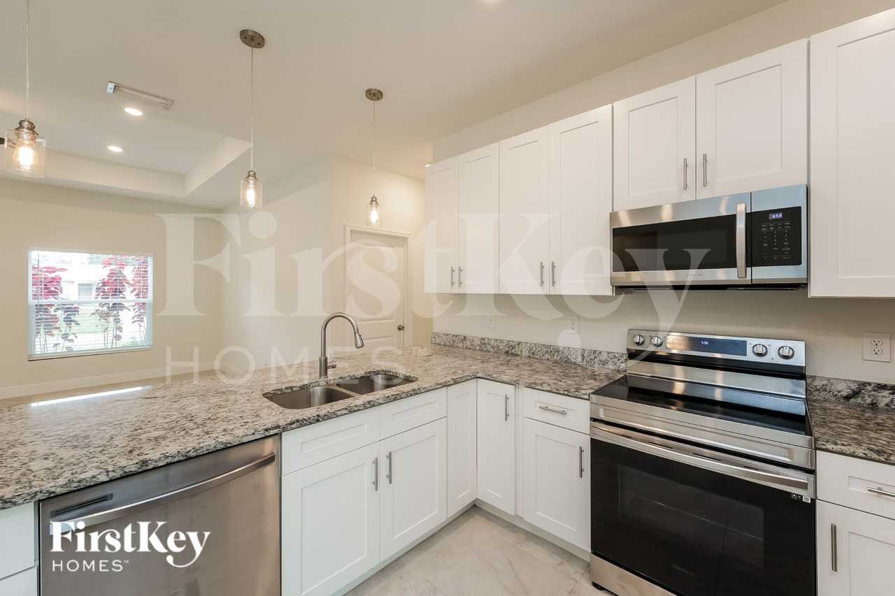 4451 Sargon Ave - Photo 7 of 17