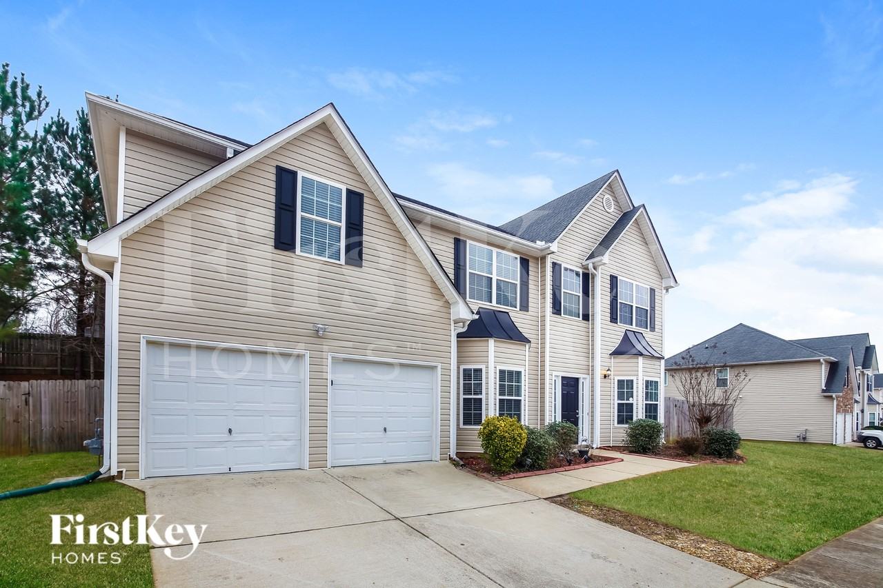 71 Gardenia Ln