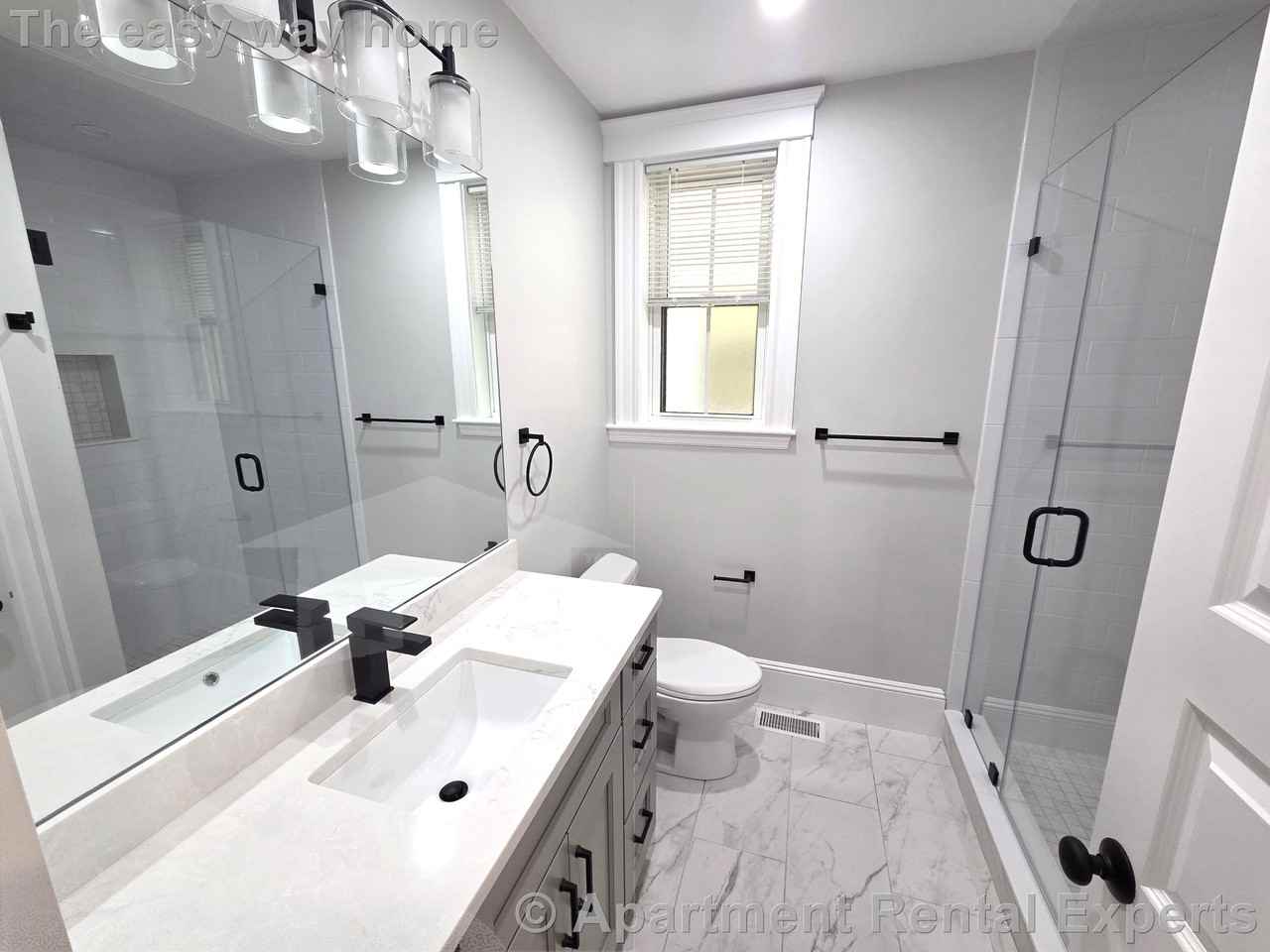 170 Webster Ave - Photo 6 of 7