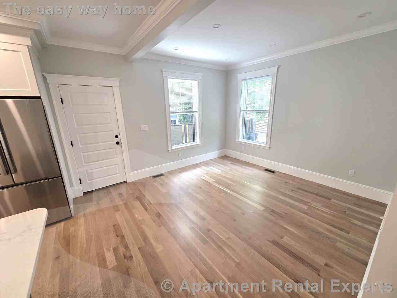170 Webster Ave - Photo 7 of 7