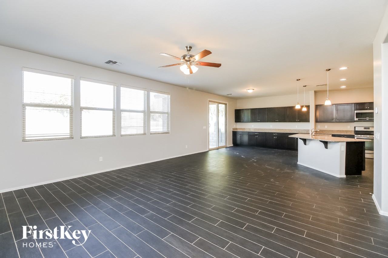 4190 W Federal Way - Photo 3 of 15