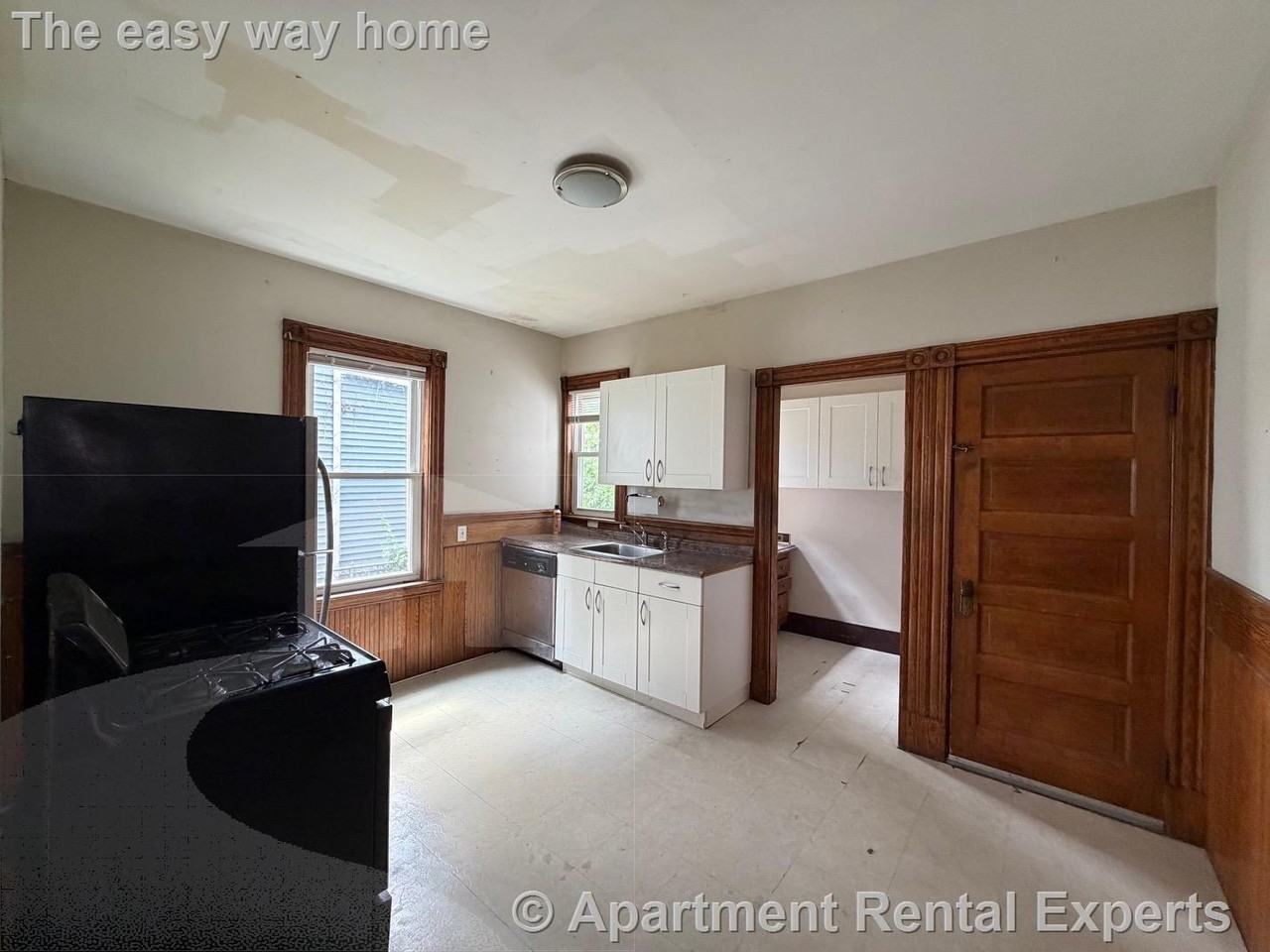81 Bristol Rd #1 - Photo 3 of 16