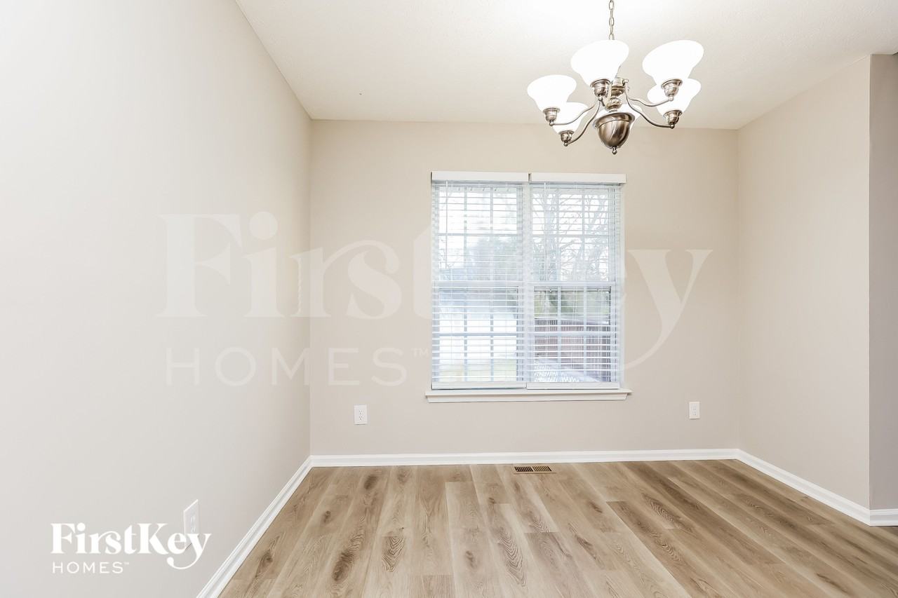105 Lisa Cir - Photo 5 of 18