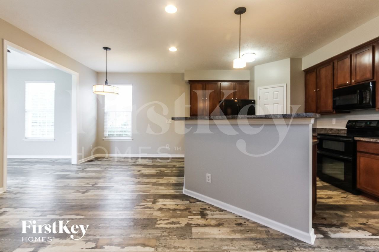 1526 Old Thicket Ct - Photo 7 of 18