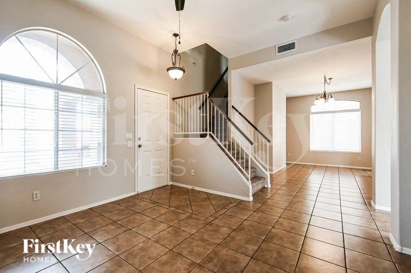7409 W Emile Zola Ave - Photo 3 of 16