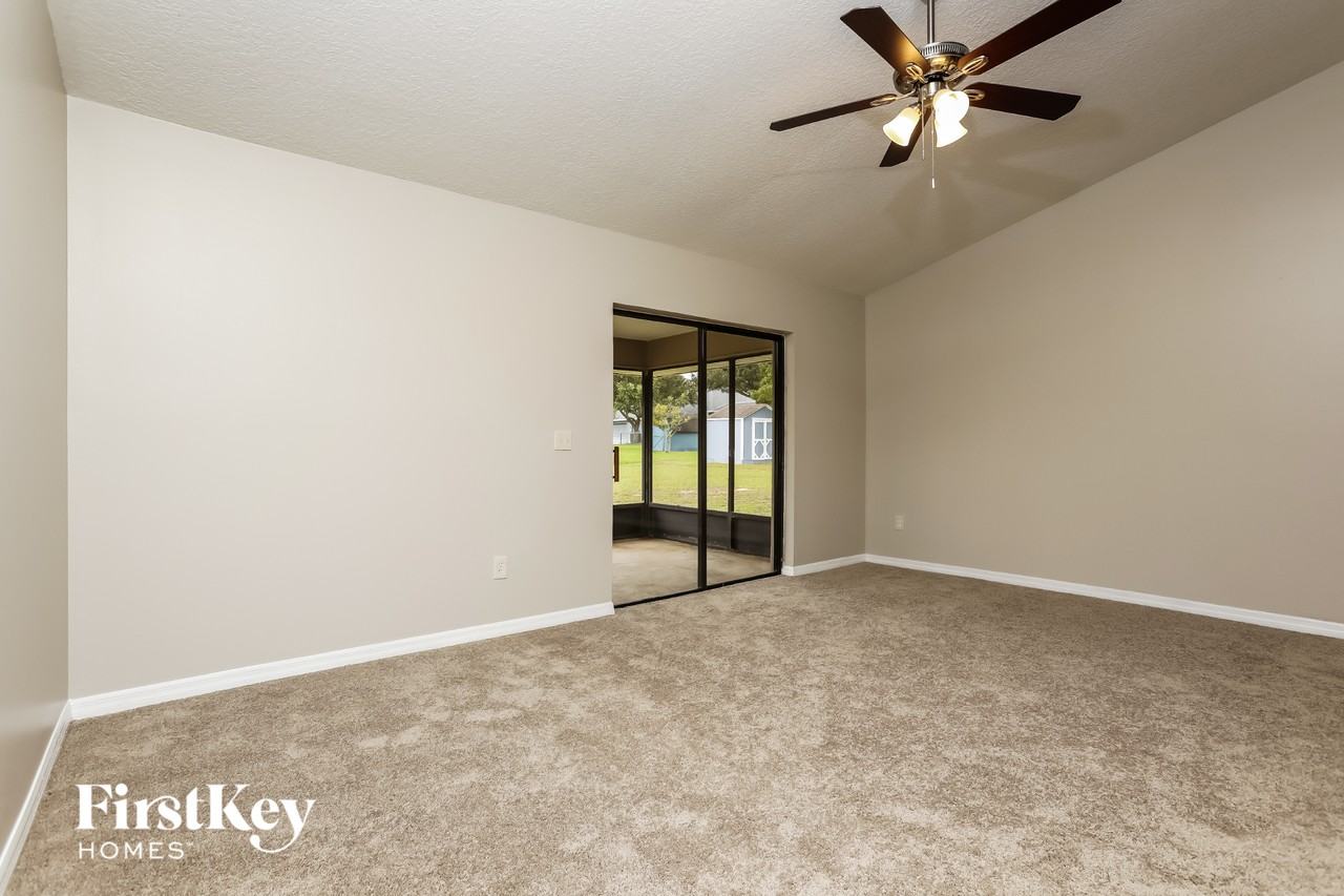 36828 Sundance Dr - Photo 4 of 15