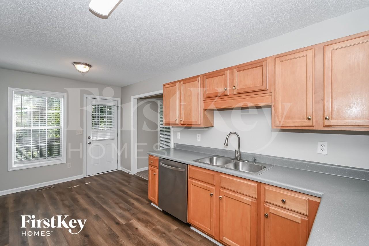 7775 Poppy Dr - Photo 6 of 18
