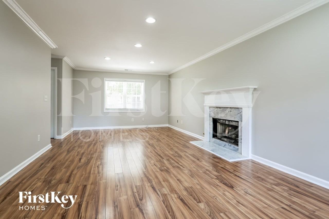 55 Foster Trace Dr - Photo 3 of 15