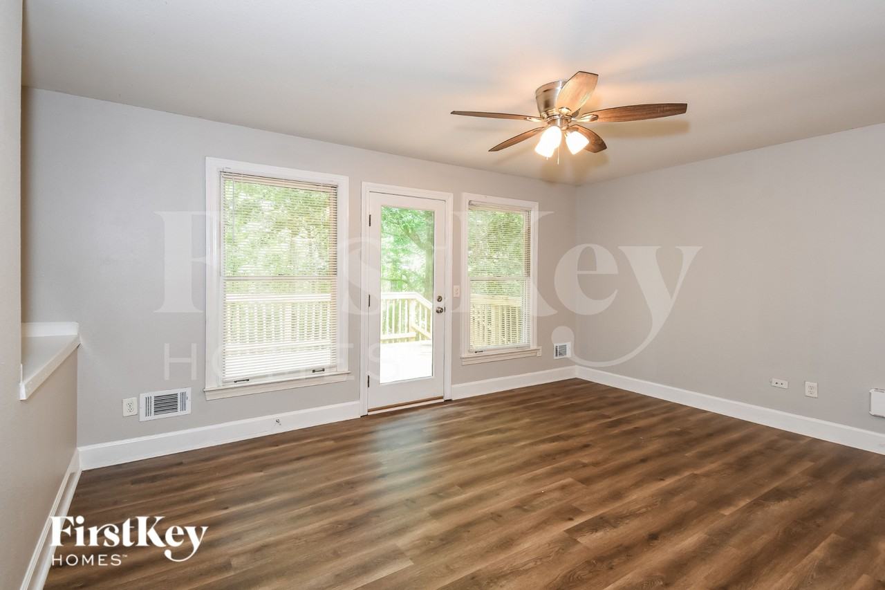 155 Sweetwater Creek Cv - Photo 3 of 15