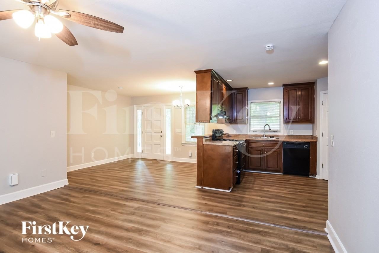 155 Sweetwater Creek Cv - Photo 5 of 15