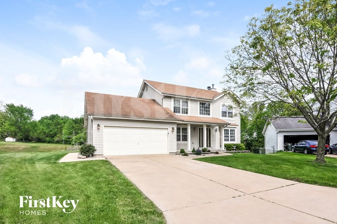 338 Forest Grove Ct - Photo 2 of 15