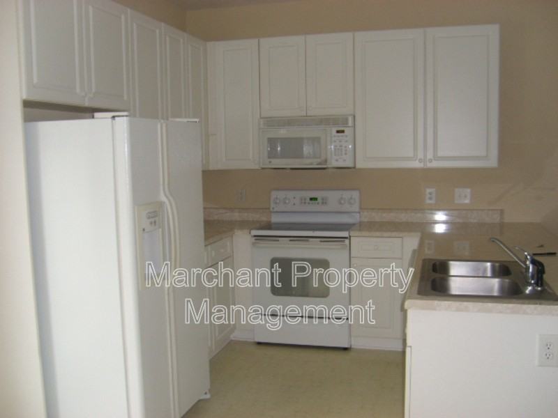 22 Ridgestone Cir - Photo 3 of 6